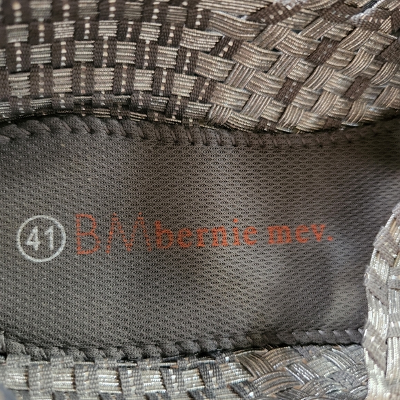 BM Bernie Mev. Peep Toe Wedge Sandals 41 Gray& Silver Woven Elastic Shoes EUC. - Picture 2 of 4